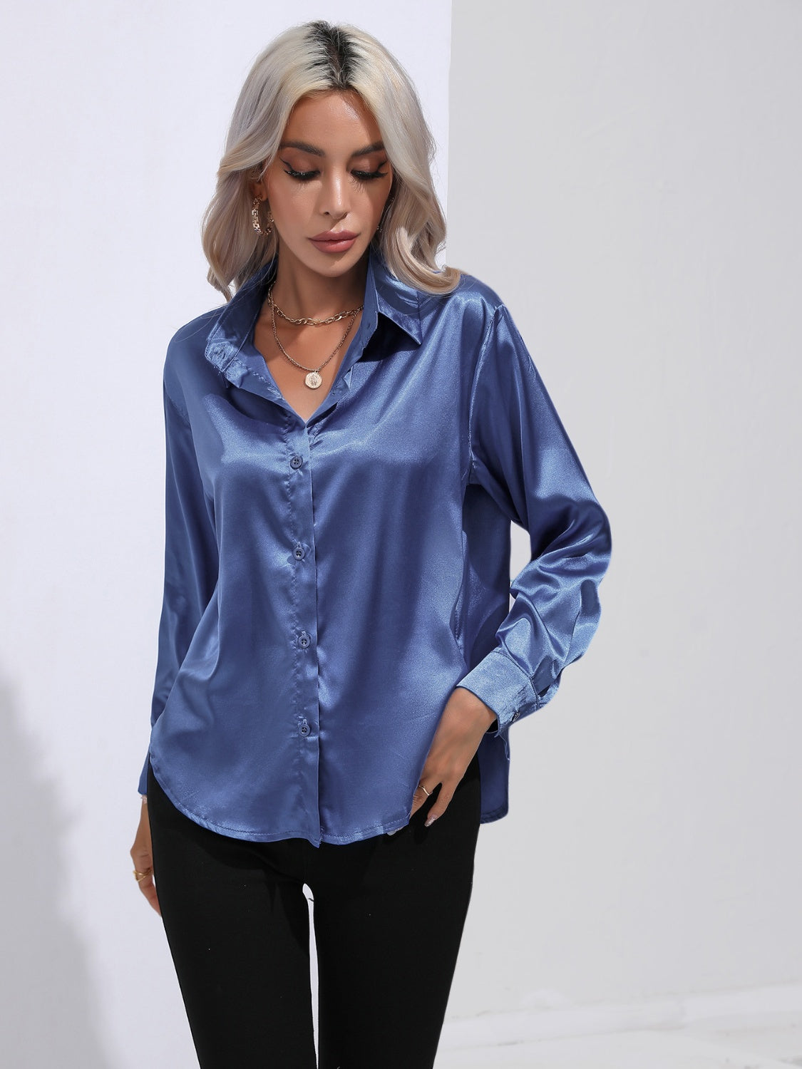 Collared Neck Buttoned Long Sleeve Shirt